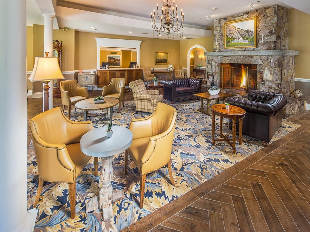 White Mountain Hotel And Resort Норт-Конвей Экстерьер фото